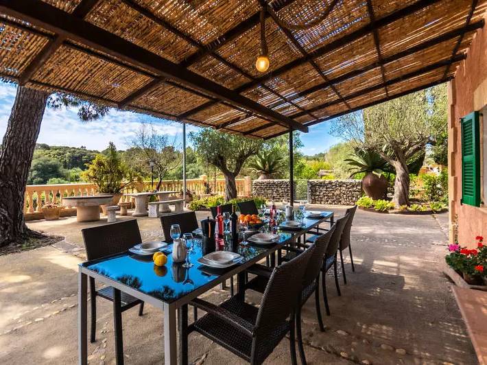 Villa für 9 Personen, mit Pool und Garten - 1