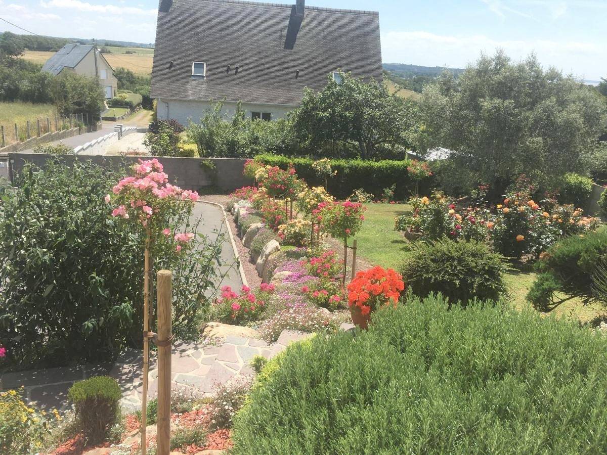 Appartement entier, Apartment with Sea View in Saint-Pair-sur-Mer, Côte de la Déroute