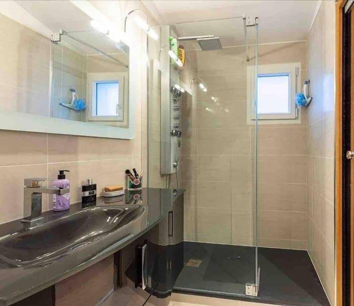 Location de vacances pour 8 personnes, avec piscine et jardin à Rousset - 4