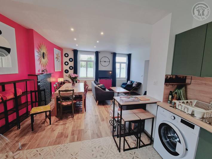 Gîte pour 11 personnes, avec jardin