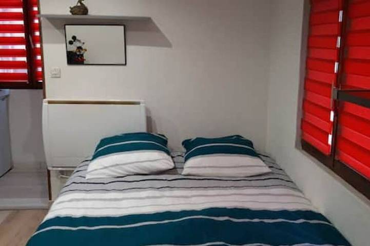 Gîte pour 2 personnes, avec Terrasse et Jardin à Saint-Illiers-la-Ville - 2