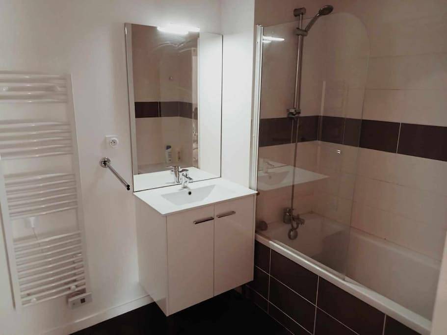 Appartement entier, Appartement avec grand balcon in Angers, Région d'Angers