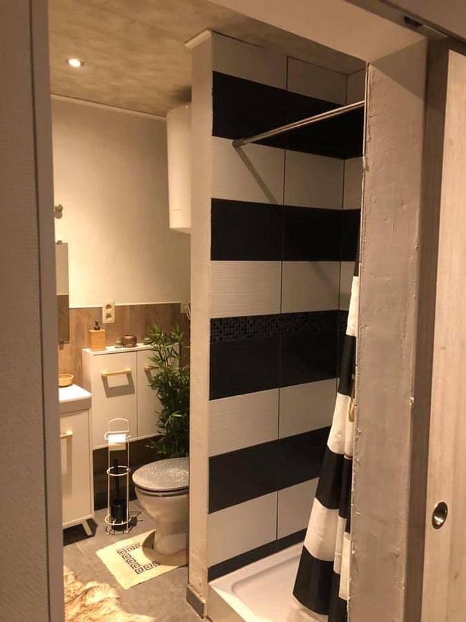 Appartement entier, La bulle à bonheur - Spa privatif in Frameries, Hainaut