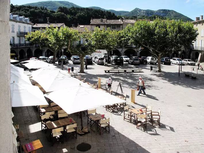 Villa pour 6 personnes, avec terrasse - 1