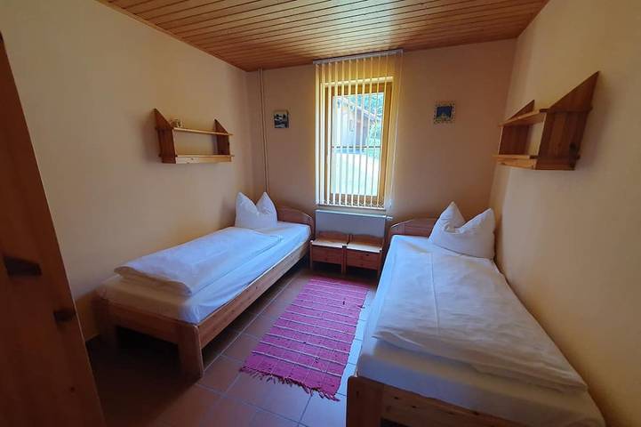 Ferienhaus für 7 Personen, mit Garten und Terrasse sowie Pool, mit Haustier in der Lausitz - 3