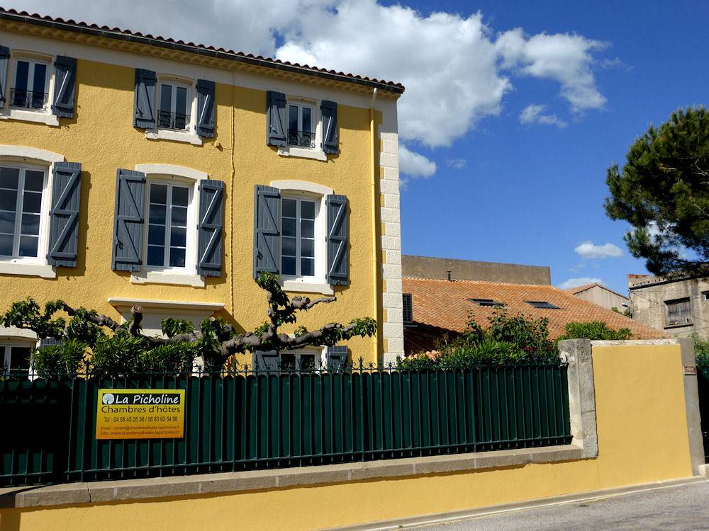 La Picholine - Chambre Safran in Vinassan, Côte d'Améthyste