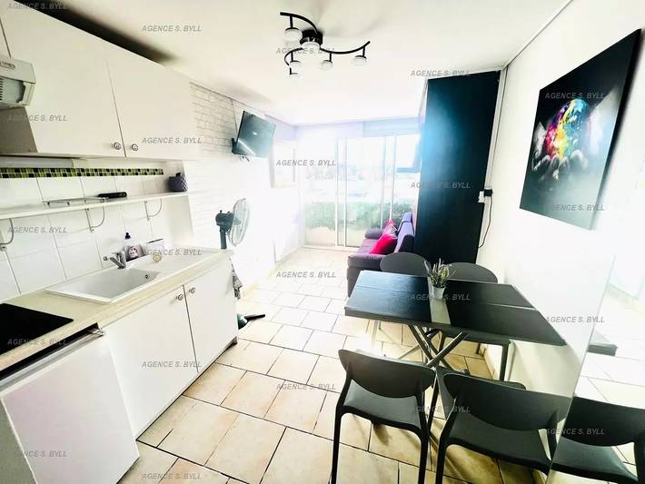 Ganzes Studio, Studio 2 pers. - Residence Port Soleil privates Schwimmbad in Cap d'Agde, Agde