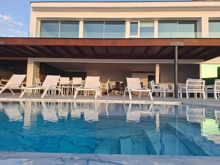 Casa rural para 10 personas, con Balcón y Terraza además de Jardín y Piscina en Santa Úrsula - 2