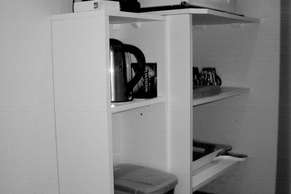 Apartamento entero, Gran estudio luminoso, los pies en el agua y una gran vista de la Aber Wrac'h in Landéda, Región de Brest