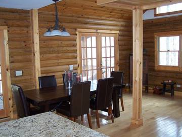 Log Cabin for 5 Guests in Catskill Mountains, Ulster County, Picture 3