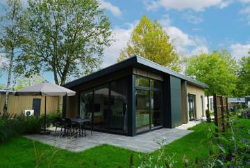 Gîte pour 4 personnes, avec jardin dans Kaatsheuvel