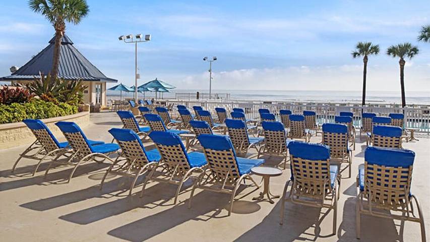 Vacation rental for 4 people, with hot tub and yard in Daytona Beach