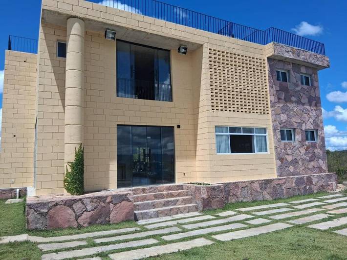 Casas e apartamentos de temporada para 6 pessoas, com balcão e vista em Mucugê