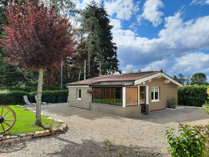 Gîte pour 4 personnes, avec terrasse et jardin