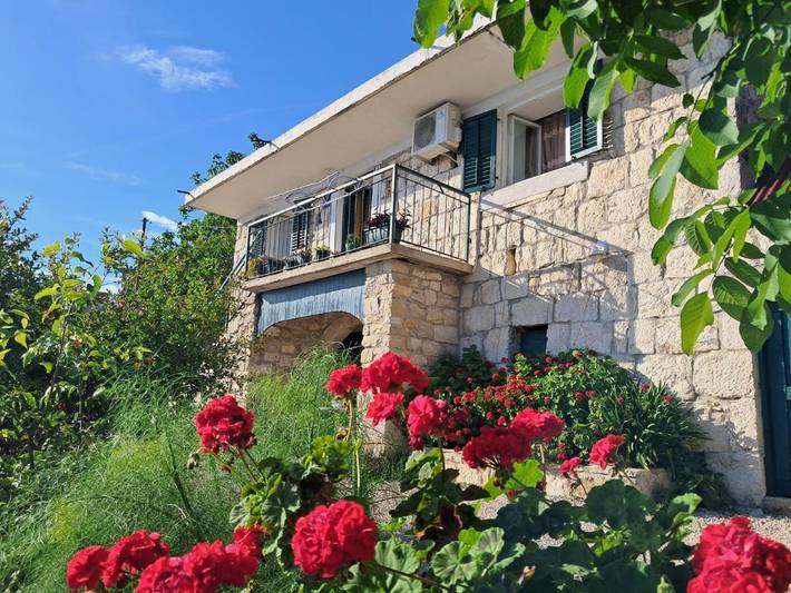 Chalet para 5 personas, con jardín además de terraza y vistas, Se admiten mascotas - 1