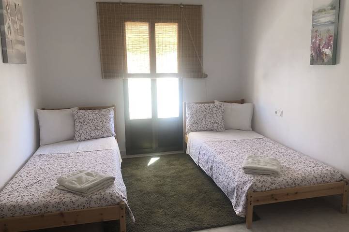 Gîte pour 7 personnes, avec terrasse dans El Colmenar - 4