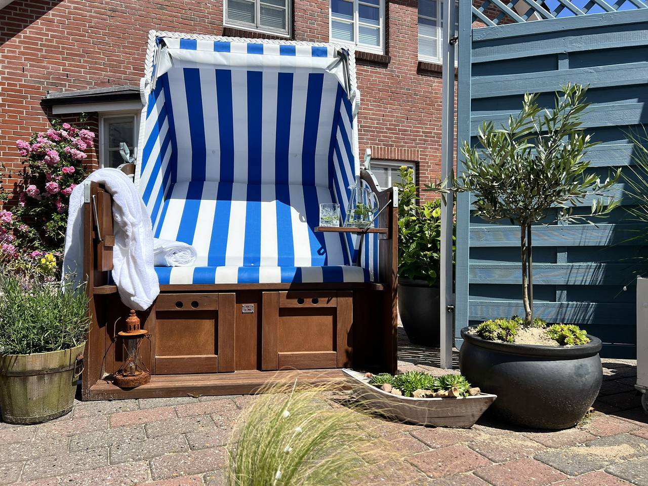 Ganze Ferienwohnung, Freie Sicht - Das Nordsee-Gesundheitshaus - Ferienwohnung Pidder Lüng, 40qm, 1 Schlafzimmer, 1 Wohn-/Schlafzimmer, max. 4 Personen in Dagebüll, Nordfriesland