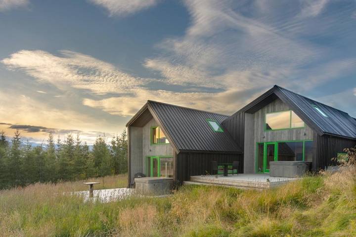 Holiday home for 4 people, with Terrace and Hot tub as well as Garden and Pool in Iceland