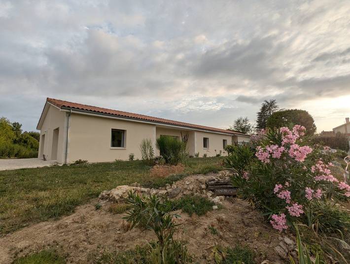 Studio pour 2 personnes, avec jardin en Charente - 2