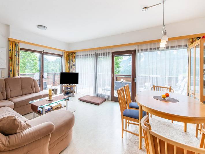 Ferienwohnung für 5 Personen, mit Terrasse und Pool sowie Sauna in Bad Mitterndorf