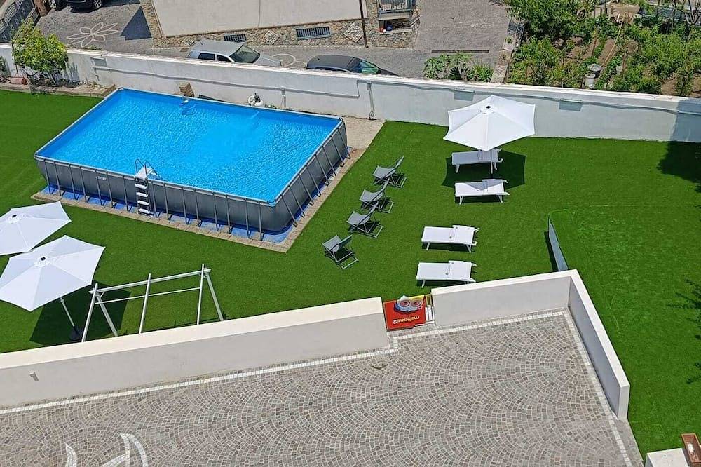 Apartamento entero, Beige Apartament in Gragnano (Italia), Montes Lattari
