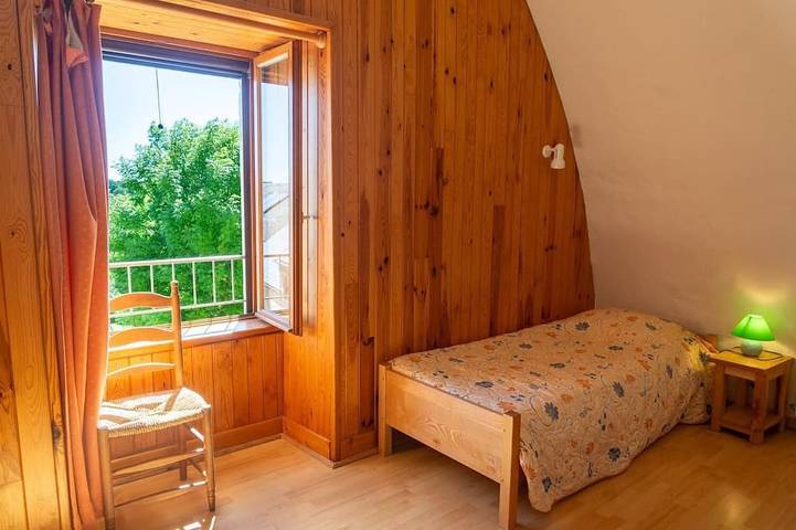 Location de vacances pour 11 personnes à Saint-Georges-de-Lévéjac - 3