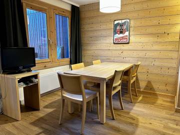 Gîte pour 7 personnes, avec piscine dans Plagne 1800