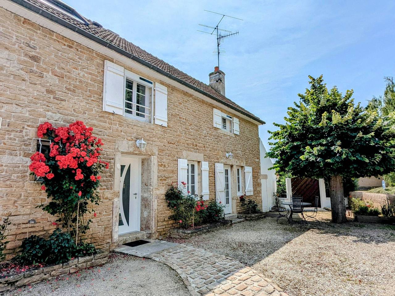 Charming countryside house in Burgundy, pets welcome in Villy-le-Moutier, Beaune en omgeving