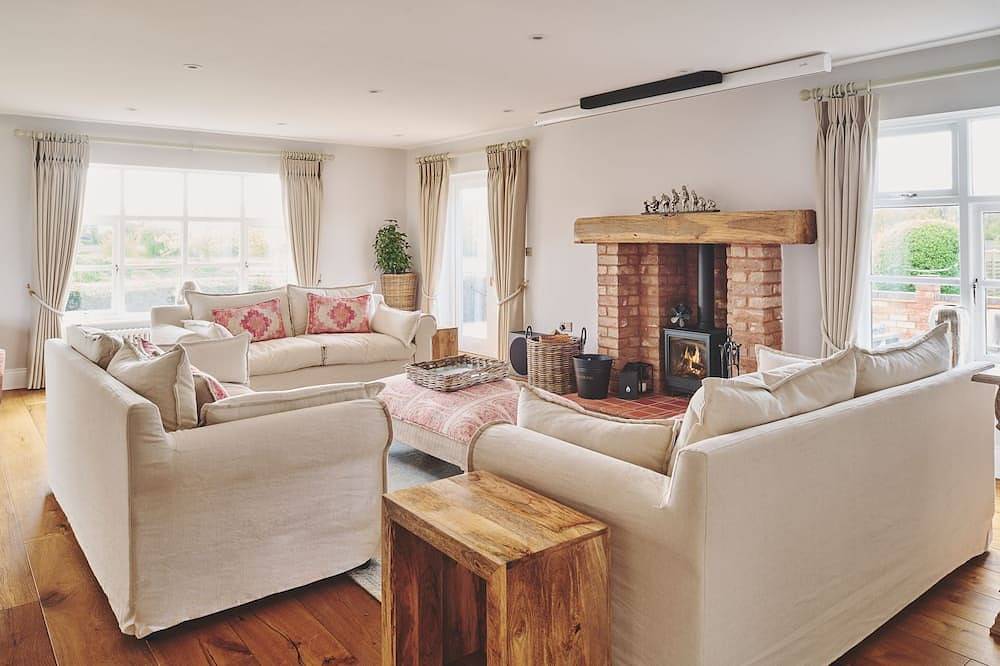 Sandy Hill Farm -  Luxury Cottages in Staffordshire