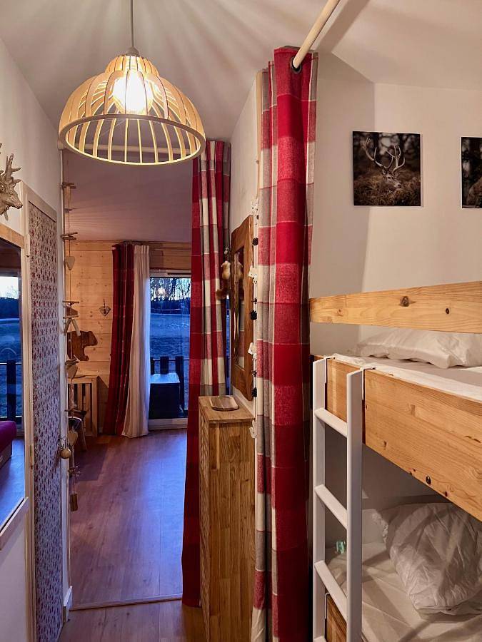 Gîte pour 4 personnes, avec balcon et vue à Montclar - 2