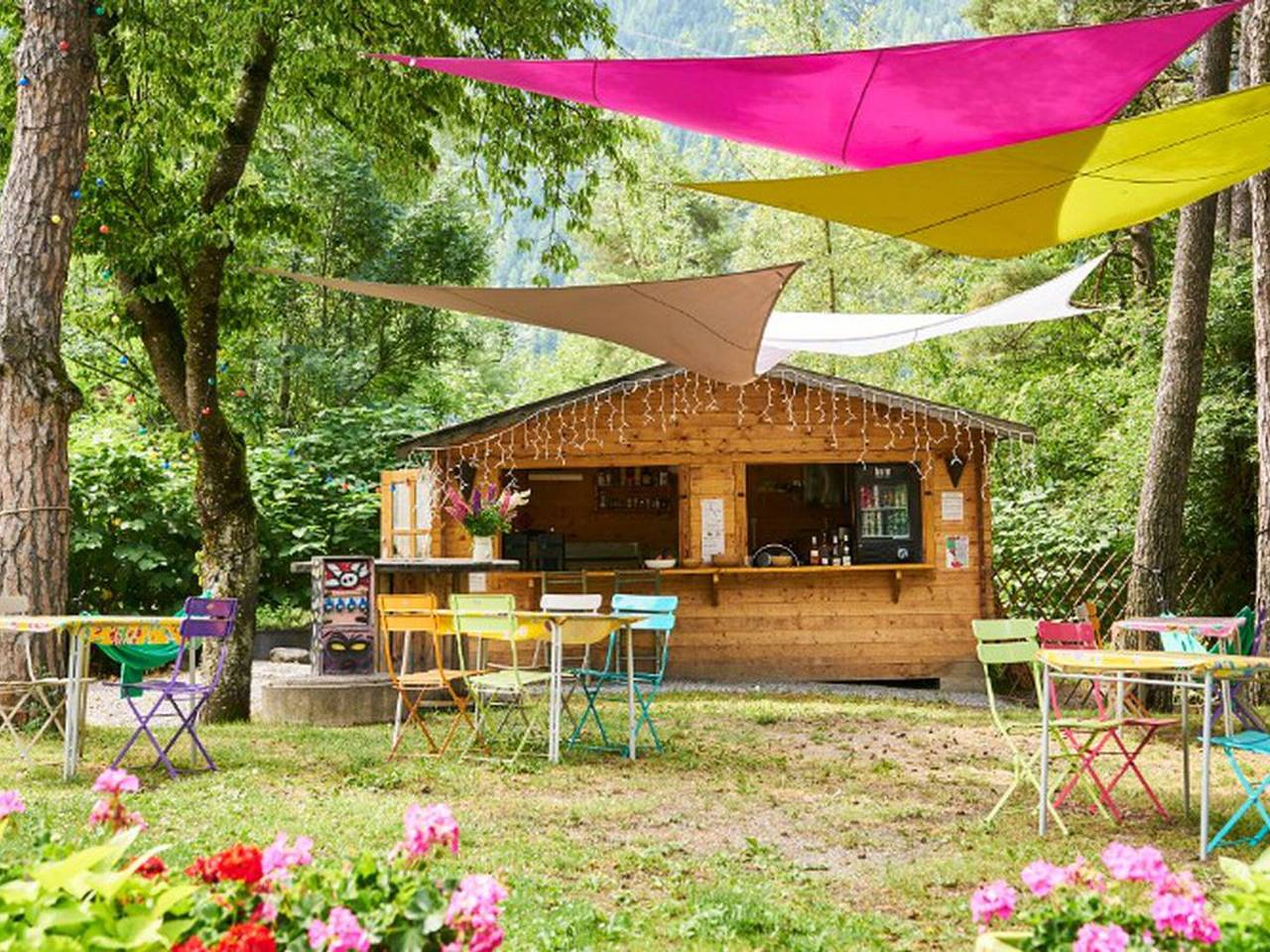 Komfortables Mobilheim mit Terrasse für 4 Personen in Séez, Albertville und Umgebung