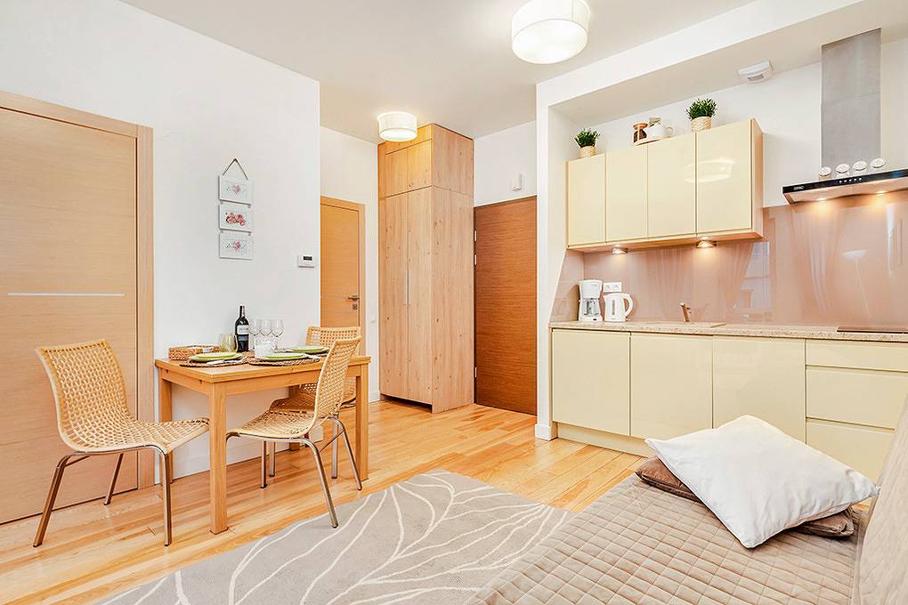 Hel semesterlägenhet, Lägenhet för 4 Personer med terass in Świnoujście, Oderlagunen