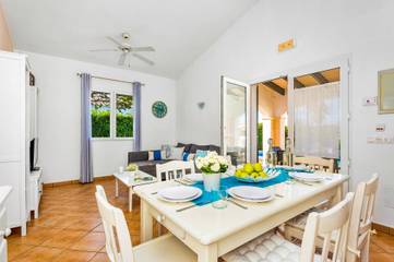 Villa in Ciutadella, Coast of Menorca für 6 