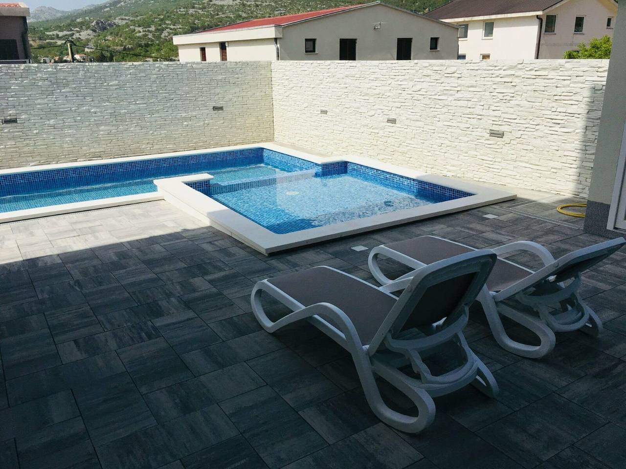 Entire apartment, Nikica 2 in Cesarica, Velebit Nature Park
