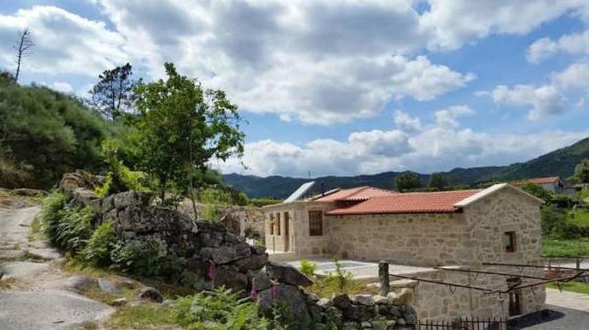 Location de vacances pour 8 personnes, avec vue et jardin dans Soajo - 3