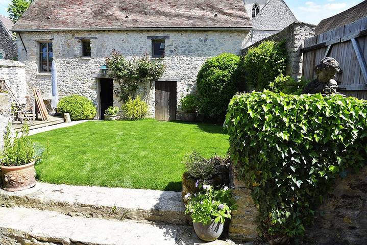 Chambre d’hôte pour 4 personnes, avec terrasse à Chérence