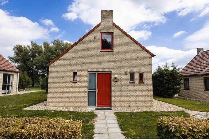 Vakantiepark voor 6 personen, with tuin and uitzicht op het meer as well as terras de Betuwe