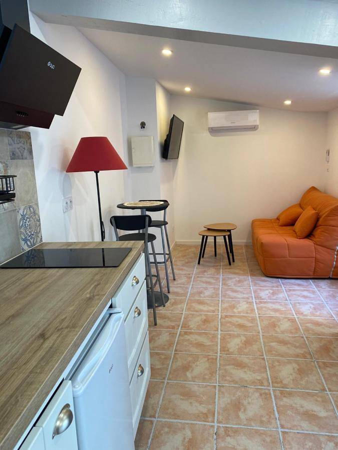 Appartement entier, Appartement au cœur du village in Mondragon, Vaucluse