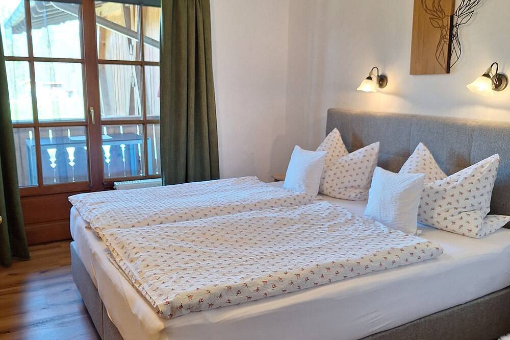 Ganze Wohnung, Wunderschöne Ferienwohnung mit Blick auf die Berchtesgadener Berge in Göllstock, Berchtesgaden