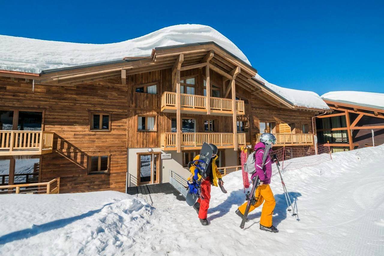 Residence Le Roc Noir by Alpapart in La Rosière, Montvalezan