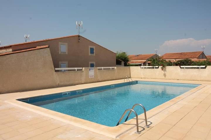 Villa pour 4 personnes, avec Jardin et Piscine