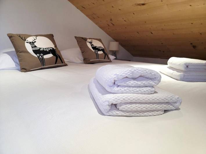 Gîte pour 10 personnes, avec jardin à Gerbépal - 2