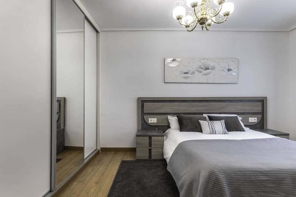 Entire apartment, Amplio y Luminoso en Leioa in Leioa, Bizkaia