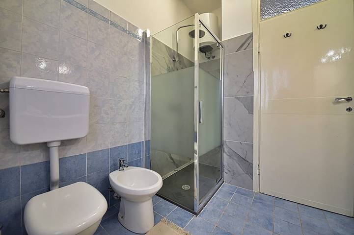Appartement entier, Appartement entier cosy ; lumineux, idéal pour familles ; couples seuls. in Lazzate, Brianza