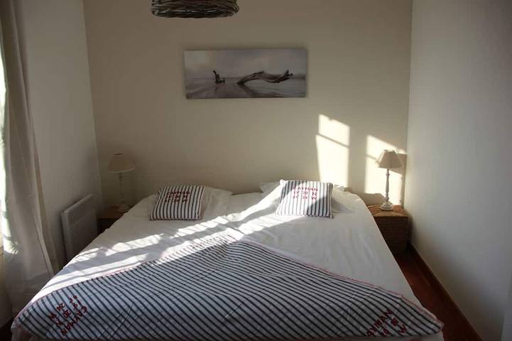 Maison avec terrasse, cuisine extérieure et joli jardin pour profiter du soleil in Lège-Cap-Ferret, Région d'Arcachon