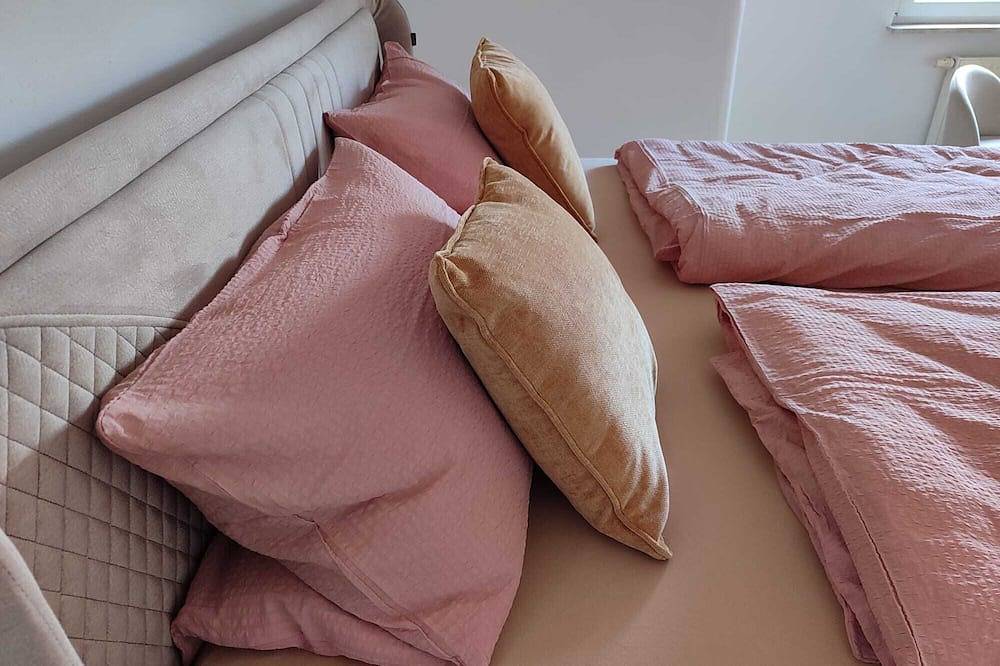 Ganze Wohnung, Ferienwohnung mit 2 Schlafzimmern in Rothenburg ob der Tauber, Taubertal