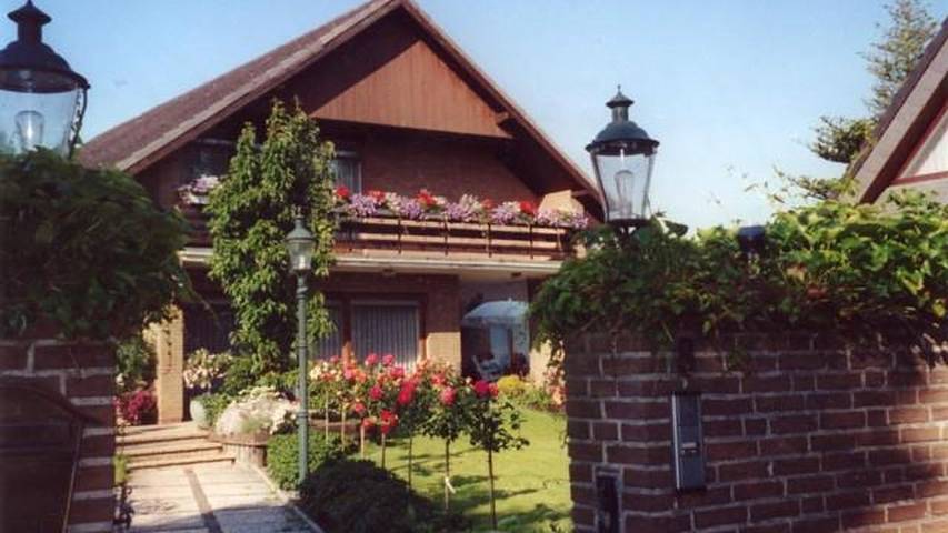 Ferienwohnung für 4 Personen, mit Garten - 1