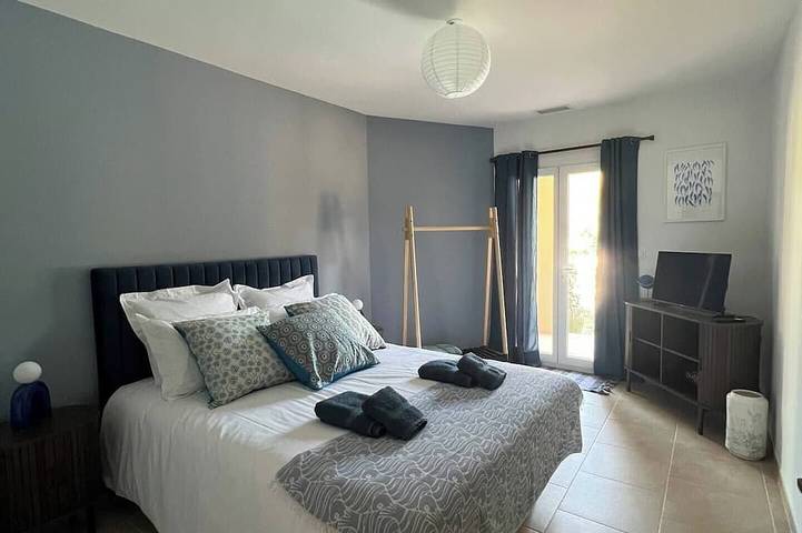 Chambre d’hôte pour 2 personnes, avec Jacuzzi à Villelongue-dels-Monts