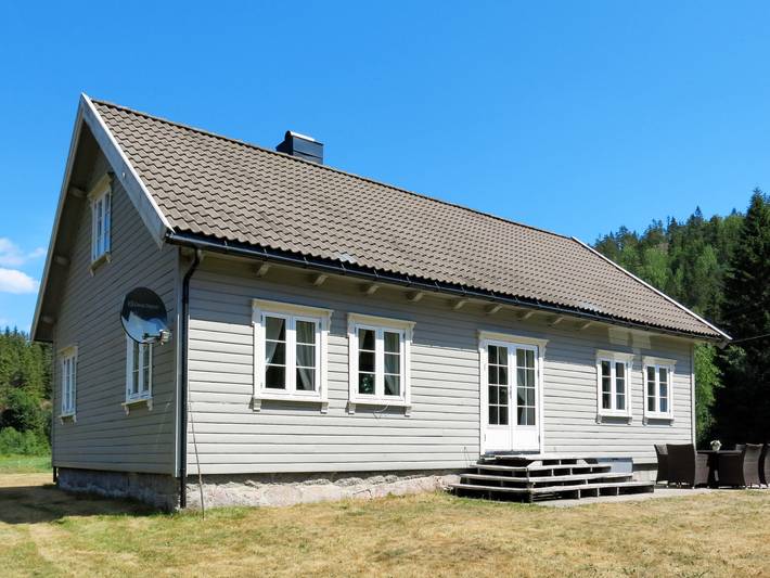 Ferienhaus für 8 Personen, mit Terrasse und Garten, mit Haustier - 1