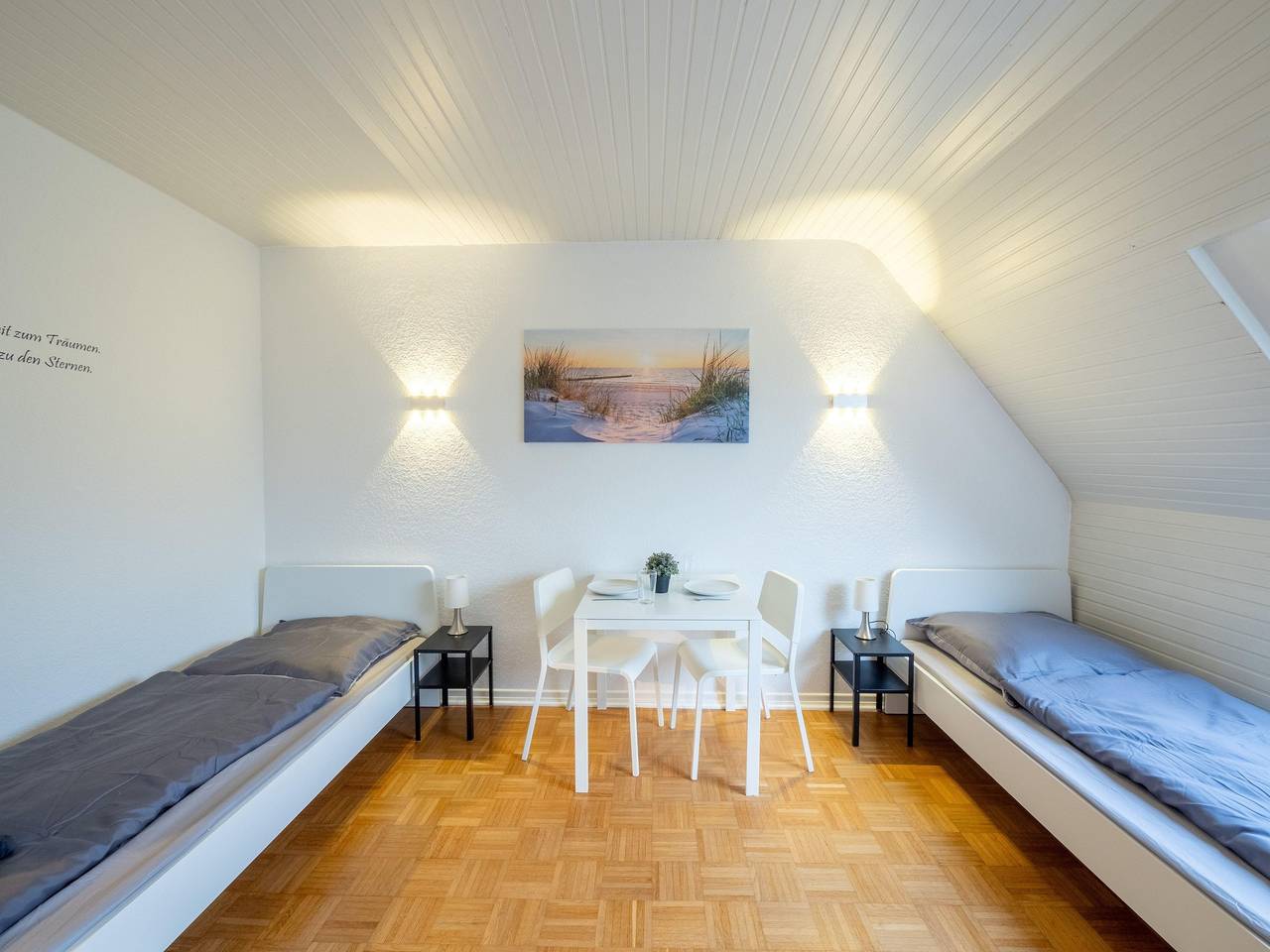 Ganze Ferienwohnung, Monteurwohnung für 6 Personen mit Wlan, Küche & Tv - Ahrensburg, Nähe Hamburg in Ahrensburg, Kreis Stormarn
